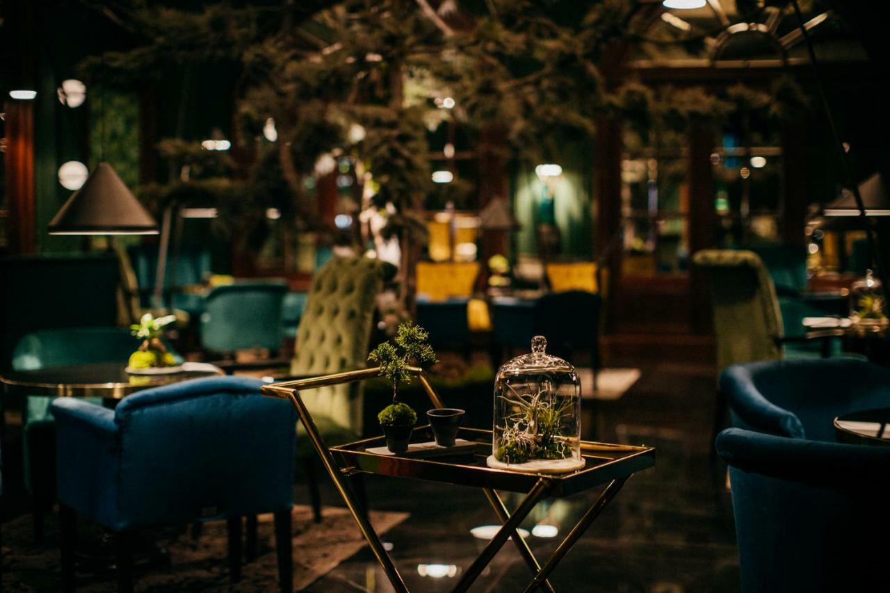 Radisson Blu Carlton Hotel, Братислава Экстерьер фото